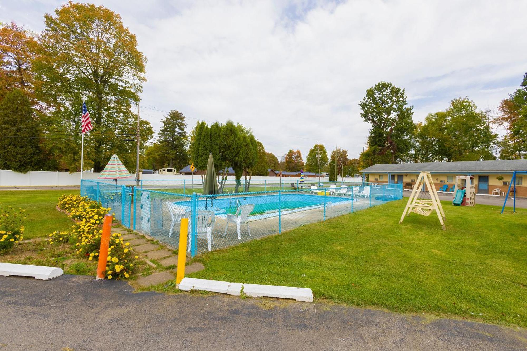 Parkside Motel By Oyo Meadville Conneaut Lake Conneaut Lakeshore Eksteriør billede