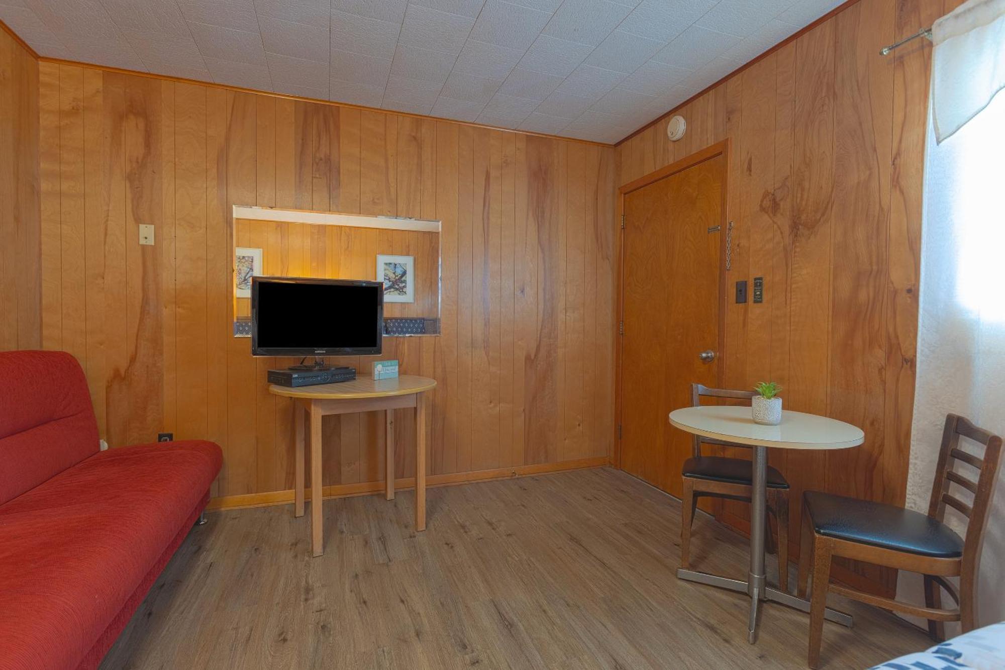 Parkside Motel By Oyo Meadville Conneaut Lake Conneaut Lakeshore Eksteriør billede