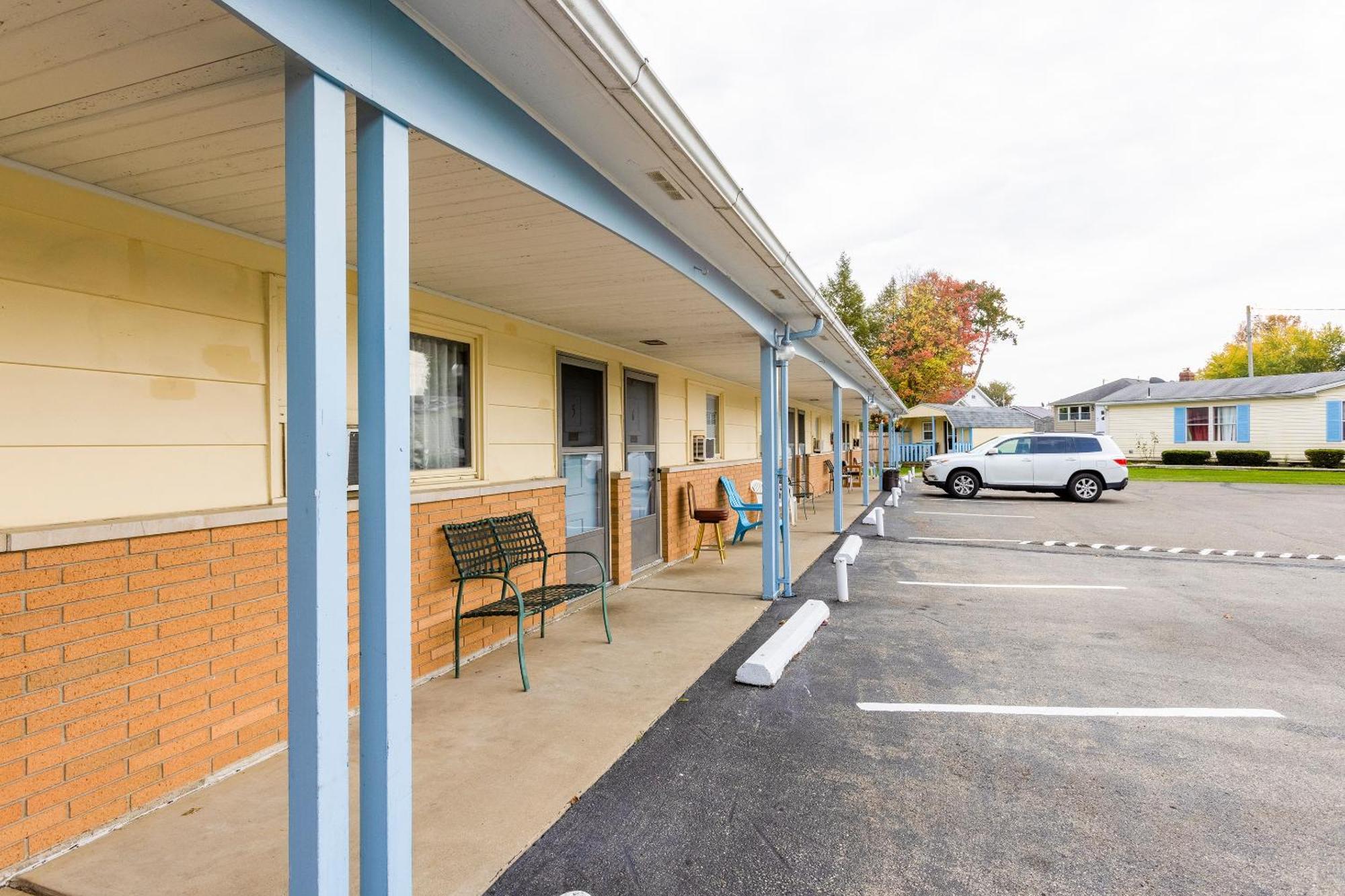Parkside Motel By Oyo Meadville Conneaut Lake Conneaut Lakeshore Eksteriør billede
