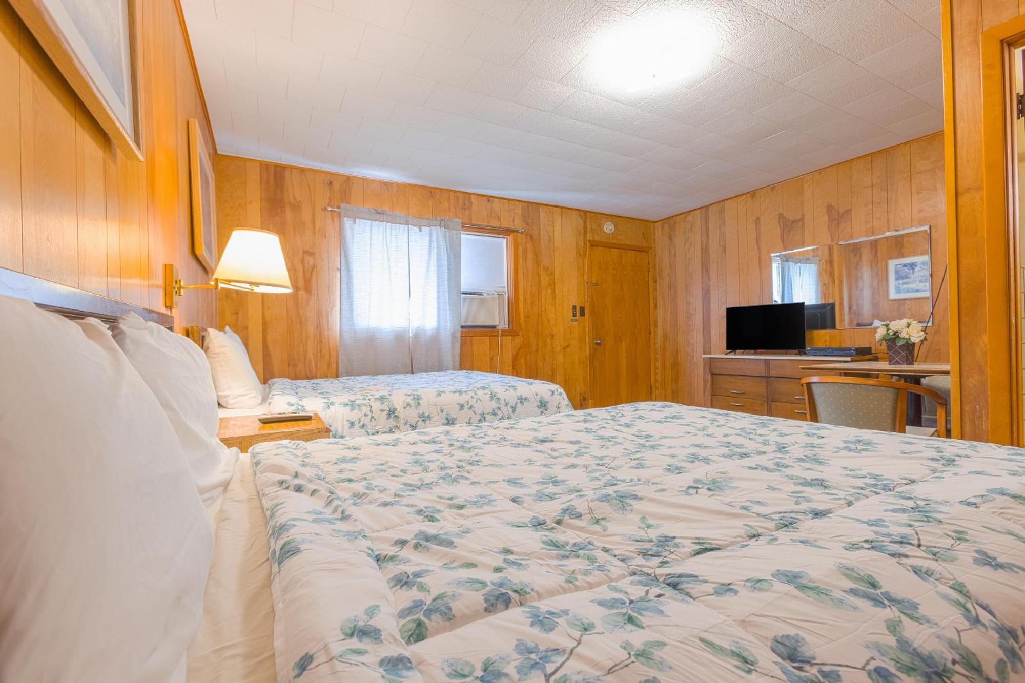 Parkside Motel By Oyo Meadville Conneaut Lake Conneaut Lakeshore Eksteriør billede