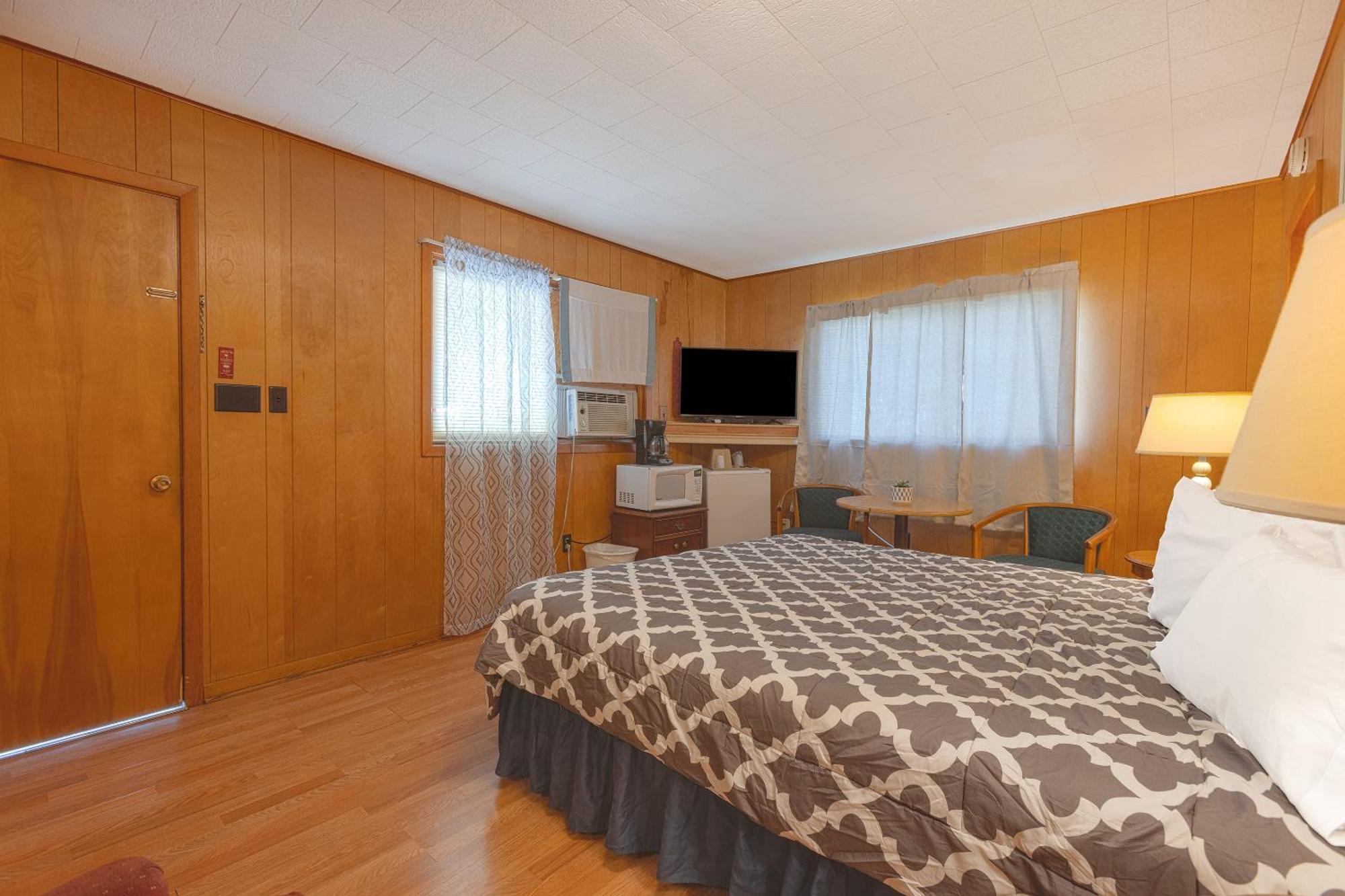 Parkside Motel By Oyo Meadville Conneaut Lake Conneaut Lakeshore Eksteriør billede